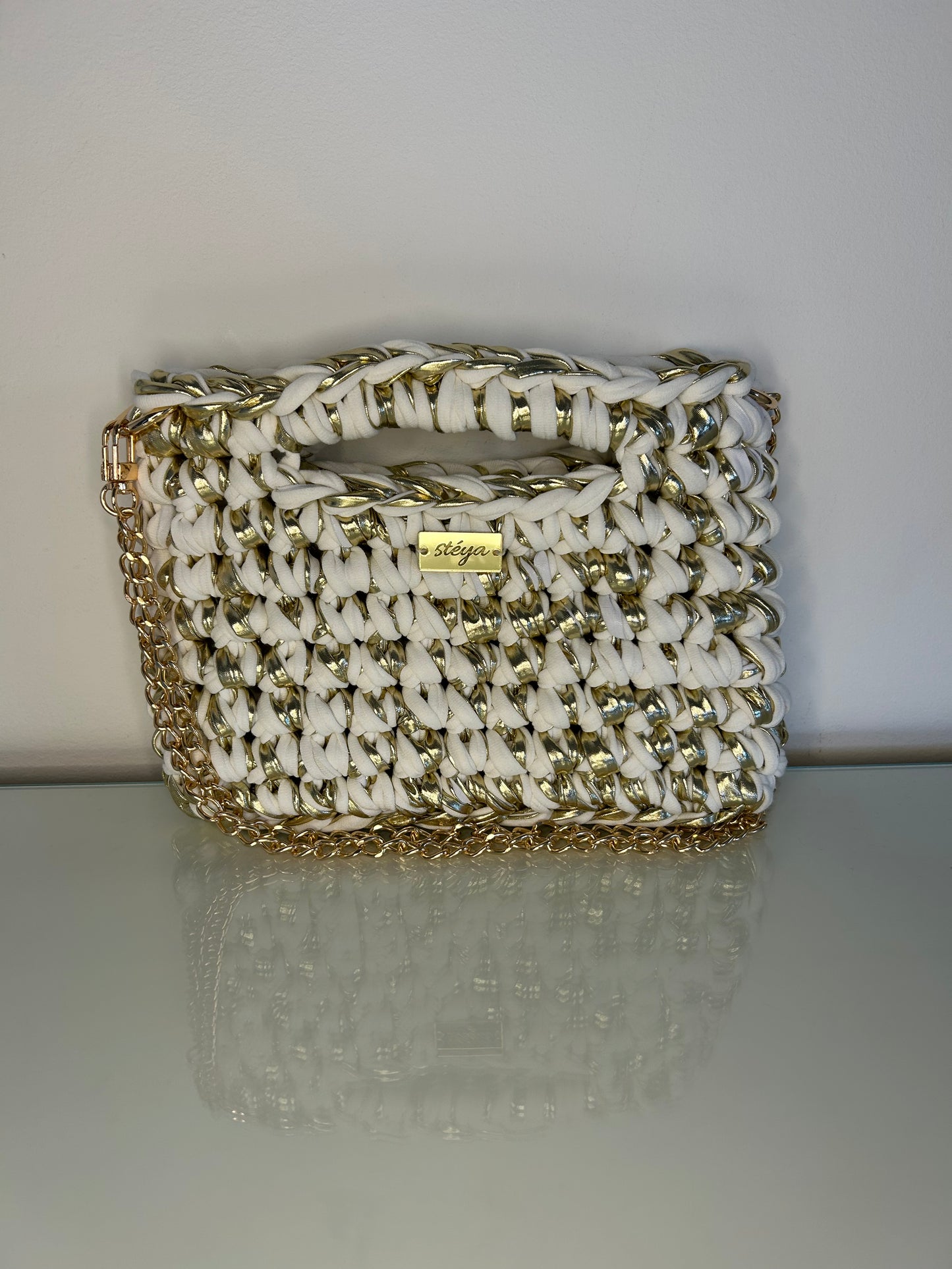 Lunara Handbag Medium - Gold Goddess