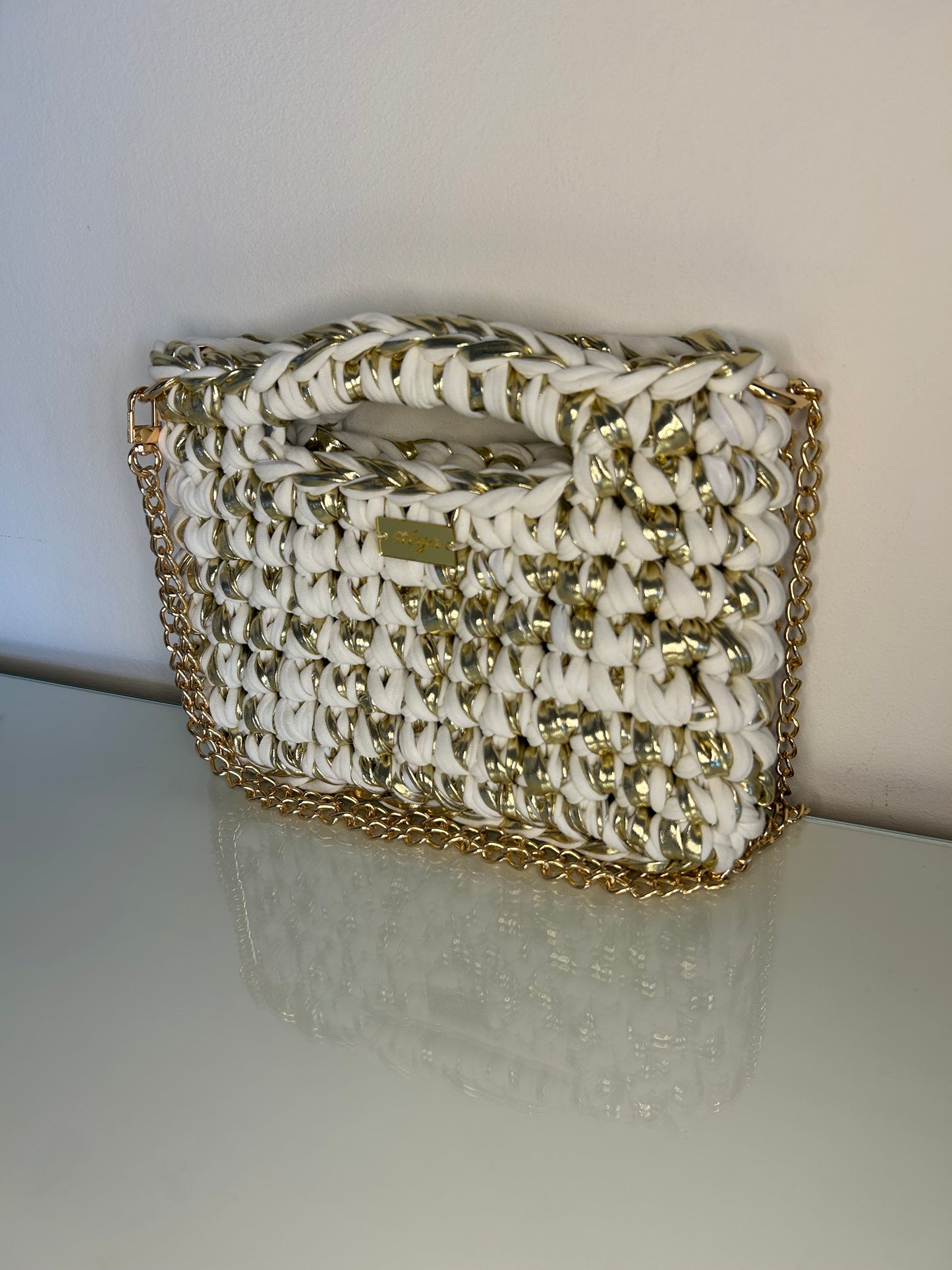 Lunara Handbag Medium - Gold Goddess