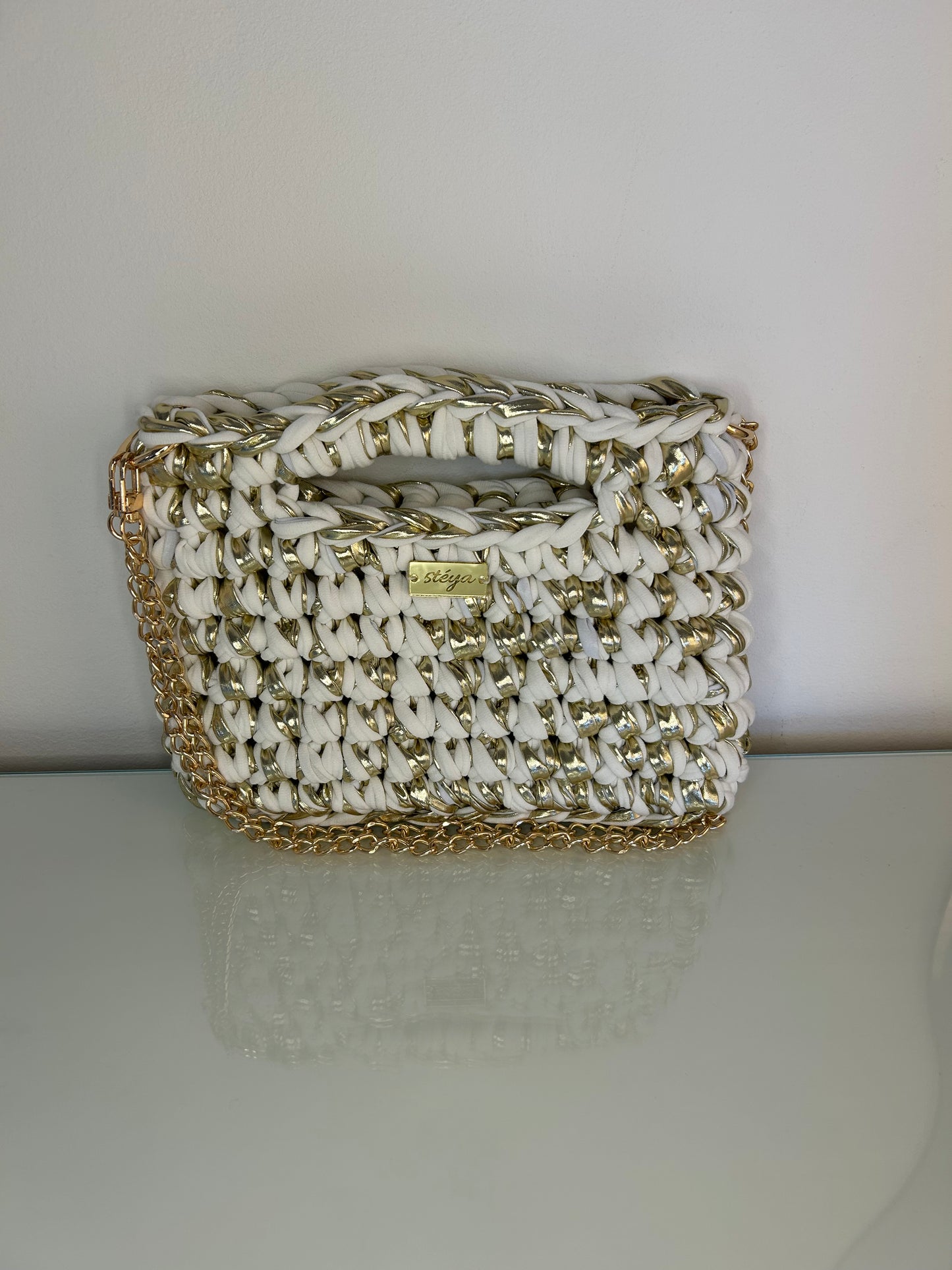 Lunara Handbag Medium - Gold Goddess